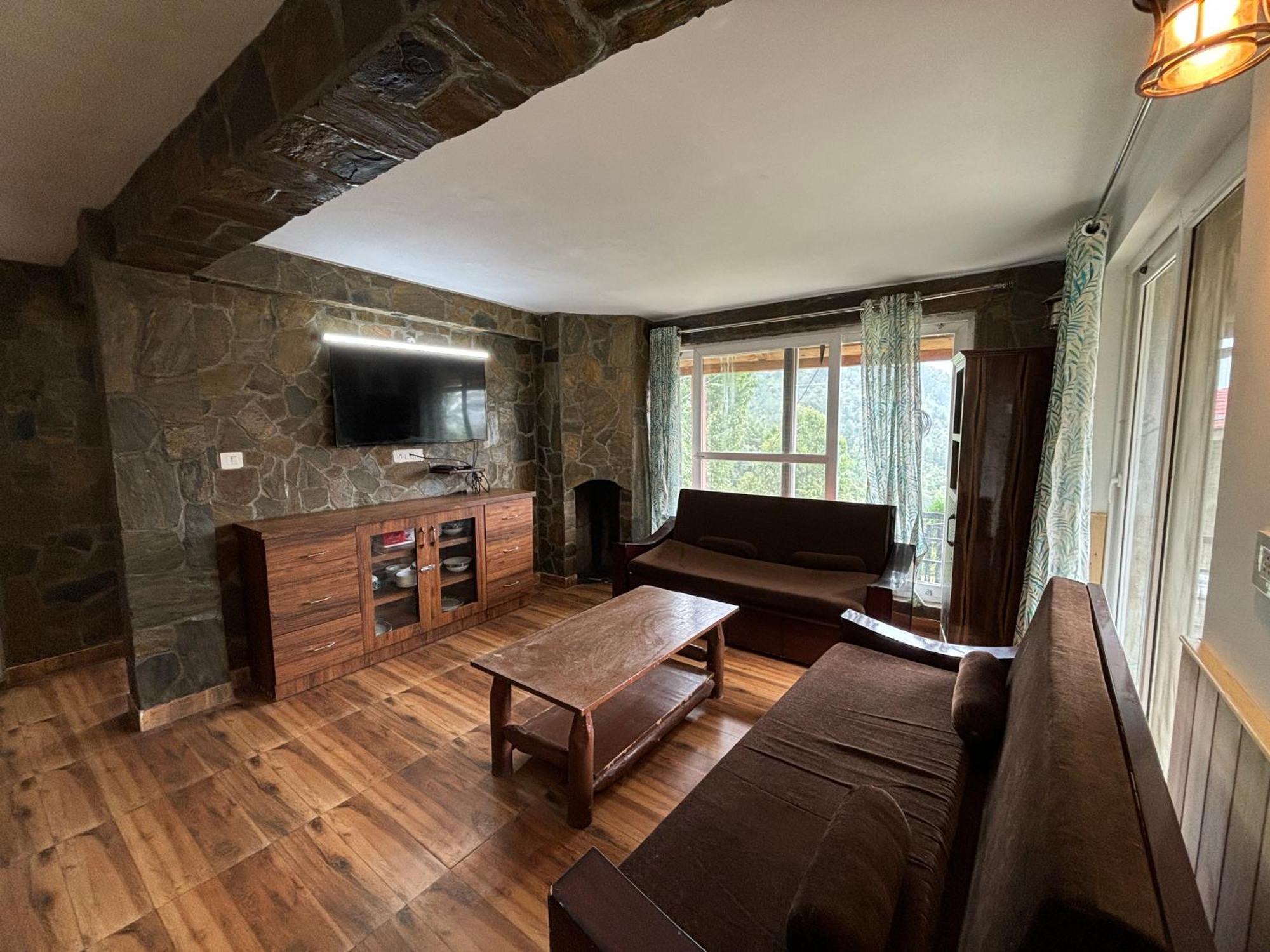 Indus Valley Mukteshwar Villa Bagian luar foto